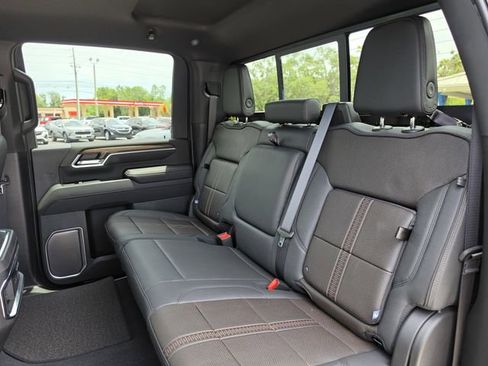 New 2026 Chevrolet Silverado 2500 High Country w/ Midnight Edition AWD/4WD image 19