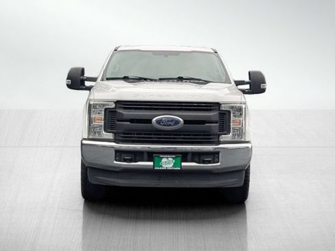 Used 2018 Ford F250 XL w/ Power Equipment Group AWD/4WD image 2