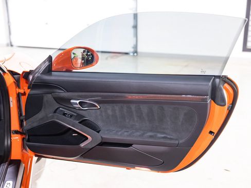 Used 2016 Porsche 911 GT3 RS image 25