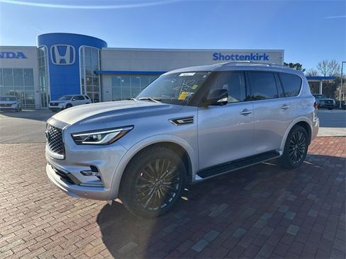 Used 2023 INFINITI QX80 Premium Select w/ Cargo Package image 4