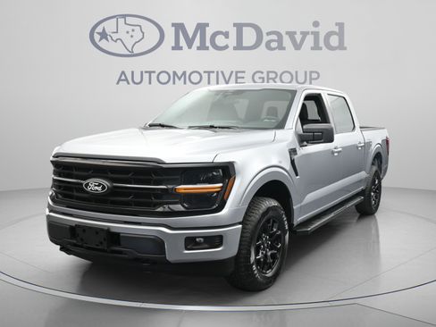Used 2026 Ford F150 XLT w/ XLT Black Appearance Package AWD/4WD image 4