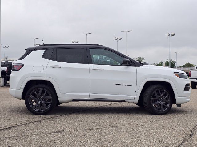 Used 2025 Jeep Compass Limited w/ High Altitude Package AWD/4WD image 28