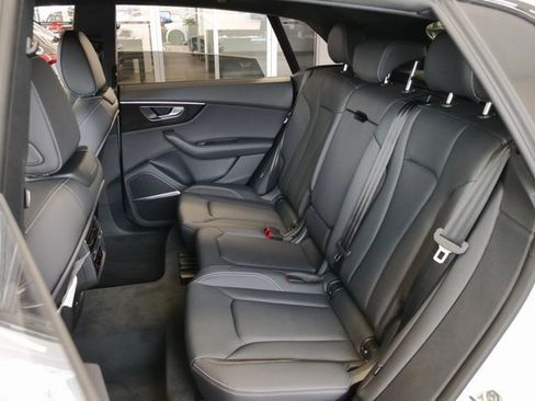 New 2026 Audi Q8 Premium Plus image 12
