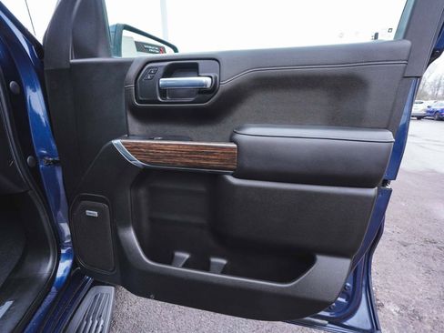 Used 2022 Chevrolet Silverado 1500 High Country w/ Safety Package II AWD/4WD image 12