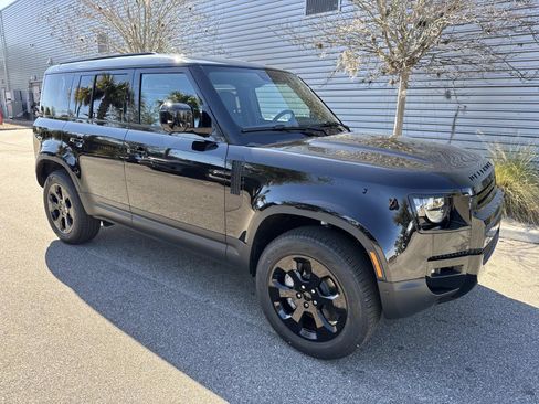 New 2026 Land Rover Defender 110 S AWD/4WD image 4