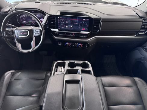 Certified 2022 GMC Sierra 1500 SLT w/ X31 Off-Road Package AWD/4WD image 14