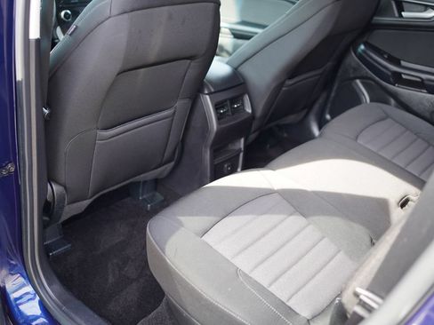 Used 2016 Ford Edge SE AWD/4WD image 12