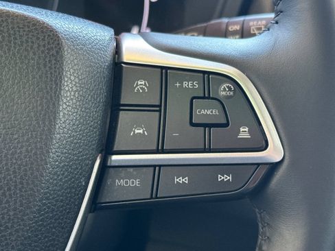 Certified 2026 Toyota Grand Highlander AWD Hybrid image 33