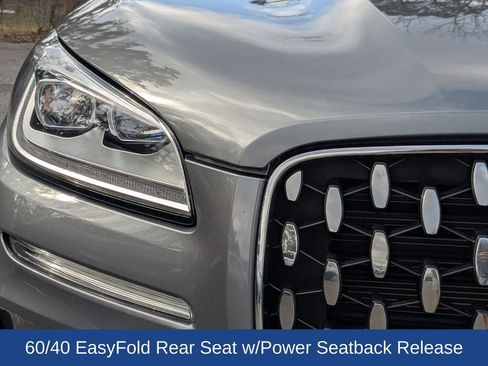 Used 2023 Lincoln Corsair Reserve w/ Equipment Group 201A image 10