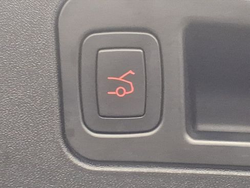 Used 2018 Tesla Model S P100D image 29