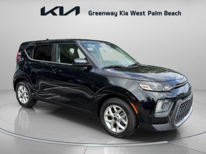 Used 2022 Kia Soul LX w/ Technology Package