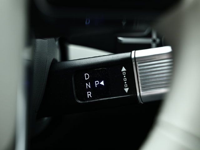 Certified 2026 Hyundai Santa Fe SE FWD image 36