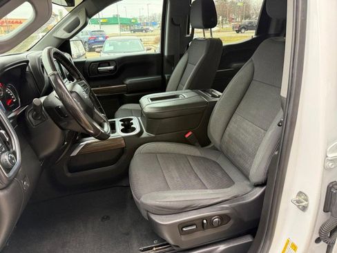 Used 2021 Chevrolet Silverado 1500 LT Trail Boss w/ Bed Protection Package AWD/4WD image 9