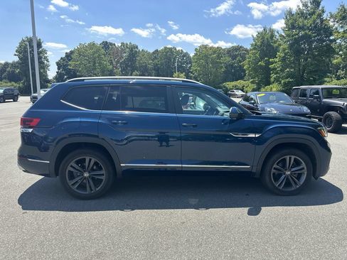 Used 2022 Volkswagen Atlas SEL R-Line AWD/4WD image 6