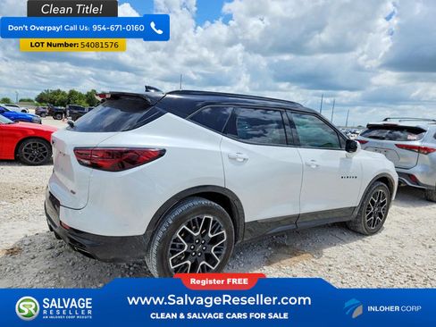Used 2023 Chevrolet Blazer RS w/ Enhanced Convenience Package FWD image 4