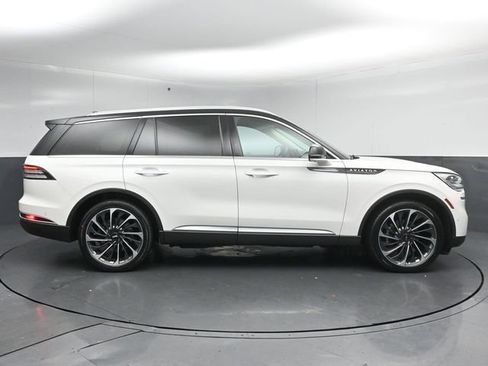 Used 2021 Lincoln Aviator Reserve w/ Equipment Group 202A AWD/4WD image 8