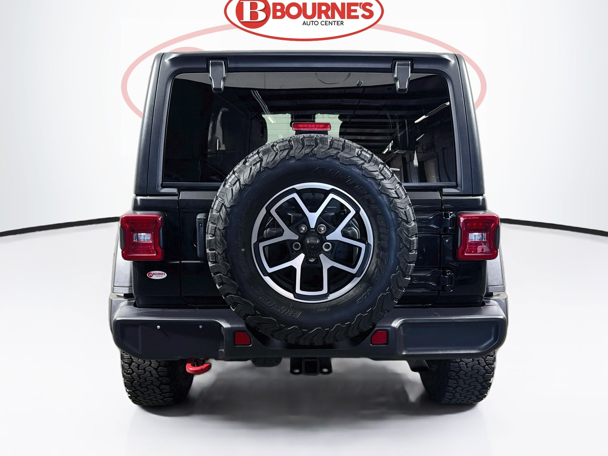 Used 2025 Jeep Wrangler Unlimited Rubicon AWD/4WD image 7
