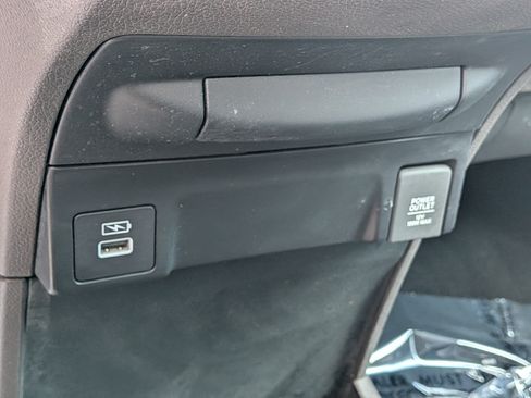 Used 2024 Honda Odyssey EX-L image 32