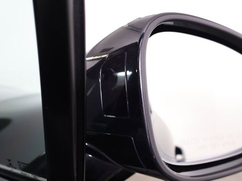 Used 2022 Porsche Macan GTS w/ Premium Package Plus image 41