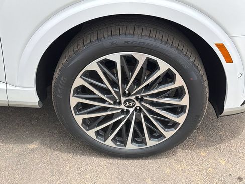 New 2026 Hyundai Palisade Calligraphy FWD image 13