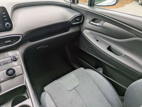 Used 2023 Hyundai Santa Fe SE FWD image 18