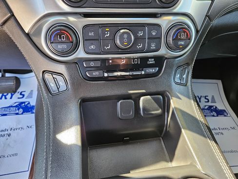 Used 2020 Chevrolet Tahoe LT image 22