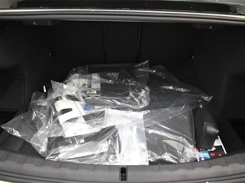 New 2026 BMW 330i xDrive Sedan w/ Convenience Package image 22