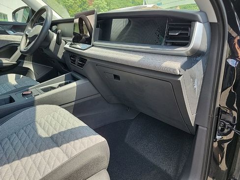 New 2025 Volkswagen Tiguan S image 41