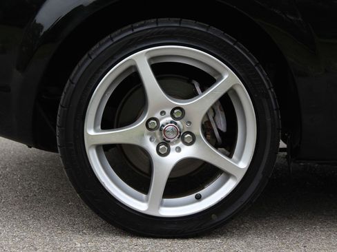 Used 2003 Toyota MR2 RWD image 24