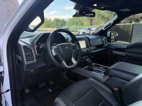 Used 2018 Ford F150 Raptor w/ Equipment Group 802A Luxury AWD/4WD image 24
