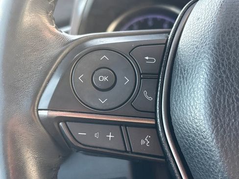 Used 2022 Toyota Camry SE image 18