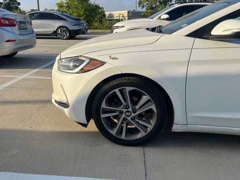 Used 2017 Hyundai Elantra Limited w/ Limited Ultimate Package 09 FWD image 8