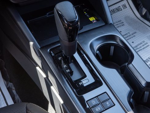 New 2026 Subaru Outback Limited AWD/4WD image 22