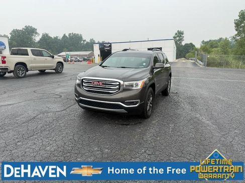 Used 2019 GMC Acadia SLT w/ LPO, Floor Liner Package FWD image 1