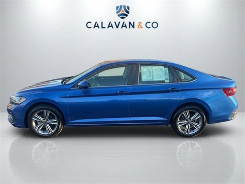 Used 2024 Volkswagen Jetta SE image 4