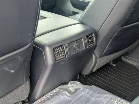 Used 2017 Toyota Tundra Platinum AWD/4WD image 31
