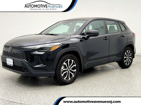 Used 2026 Toyota Corolla Cross AWD Hybrid image 1
