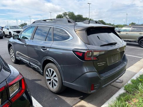 Used 2021 Subaru Outback Premium AWD/4WD image 4