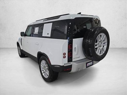 Used 2023 Land Rover Defender 110 S AWD/4WD image 7