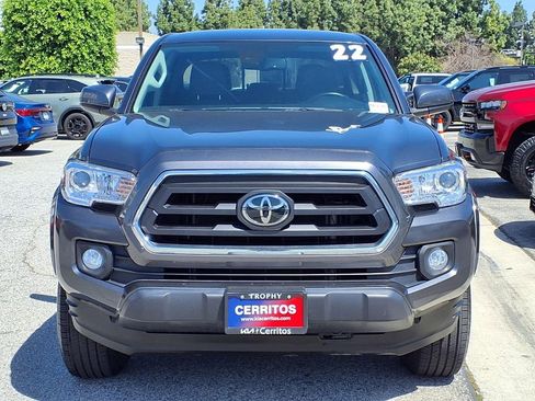 Used 2022 Toyota Tacoma SR5 RWD image 6