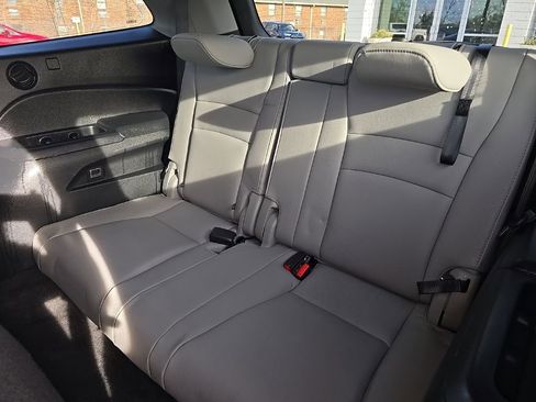 Used 2017 Honda Pilot EX-L image 24