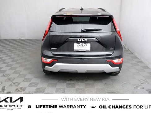 New 2026 Kia Niro EX FWD image 6