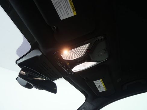 New 2026 BMW X7 M60i image 22