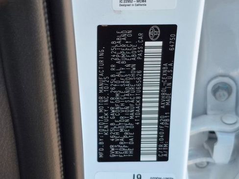 Used 2026 Toyota Camry LE w/ Convenience Package image 12