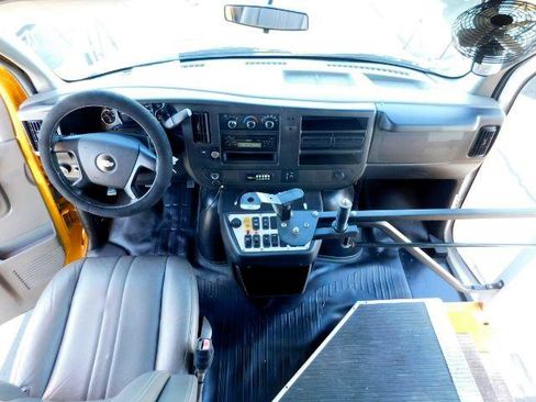 Used 2013 Chevrolet Express 4500 w/ School Bus Package image 13