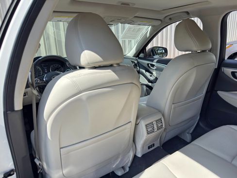 Used 2023 INFINITI Q50 Luxe w/ Cargo Package RWD image 39