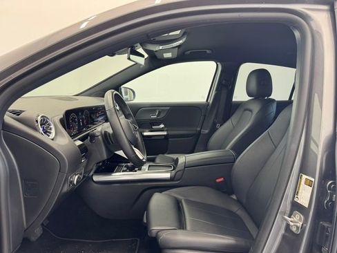 Used 2025 Mercedes-Benz GLA 250 image 17