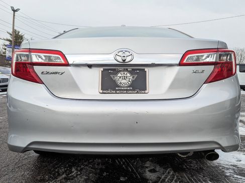 Used 2014 Toyota Camry XLE image 6