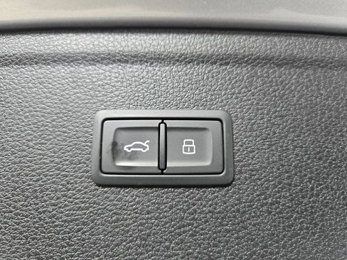 Used 2023 Audi Q5 2.0T Premium Plus image 55