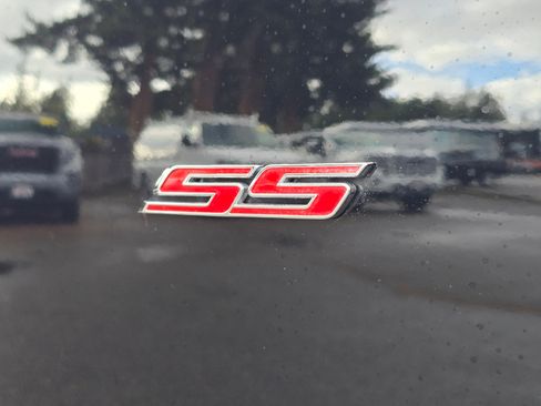 Used 2017 Chevrolet Camaro SS image 14